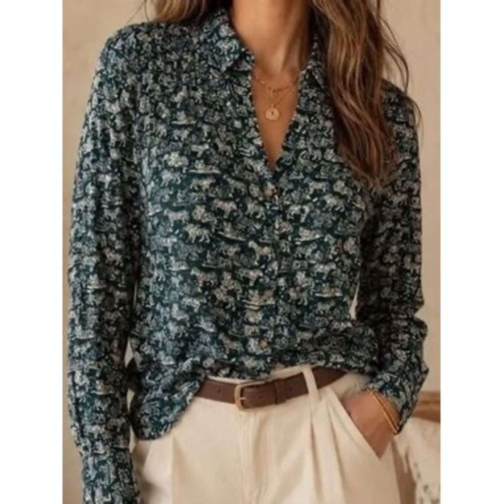 Anthropologie Maeve Teal Green Novelty Tiger Print Button Up Top Women 2 Smocked